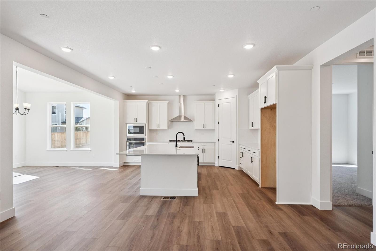 2657 Mondt Lane