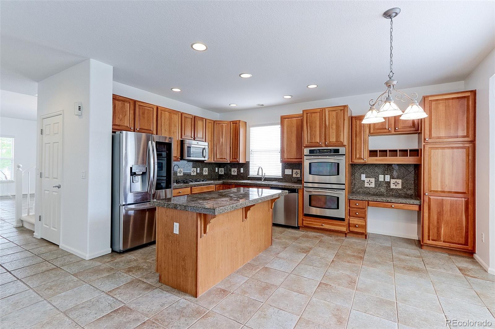 2631 E 136th Place