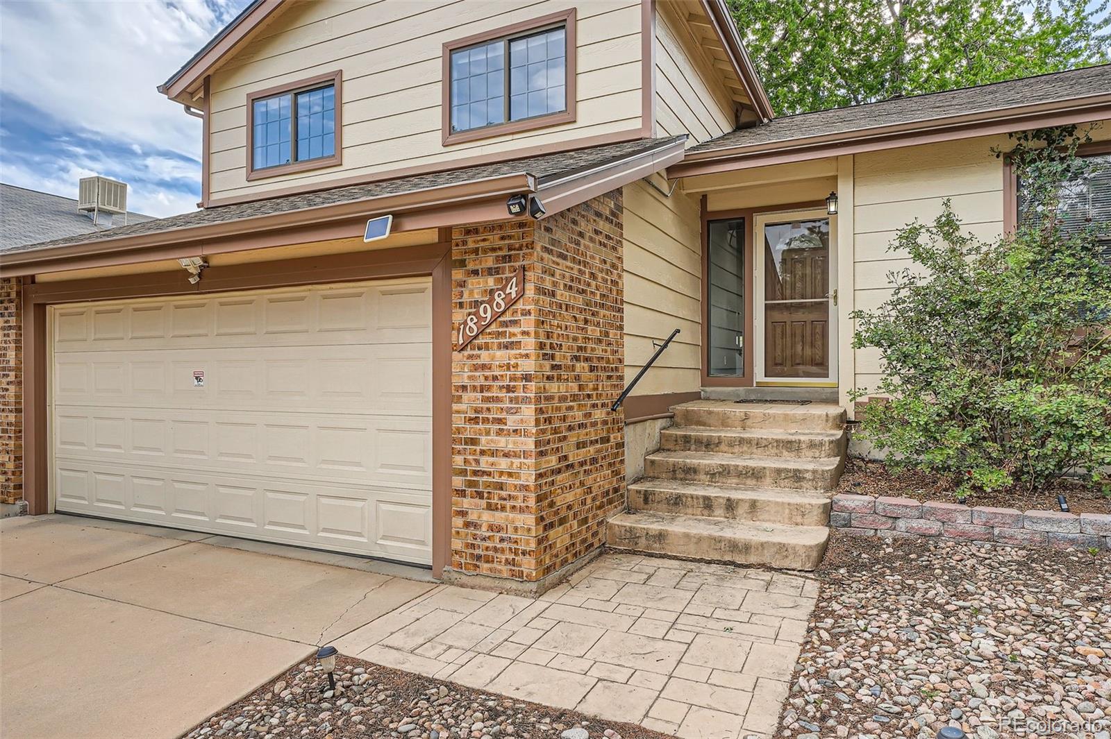 18984 E Kent Circle