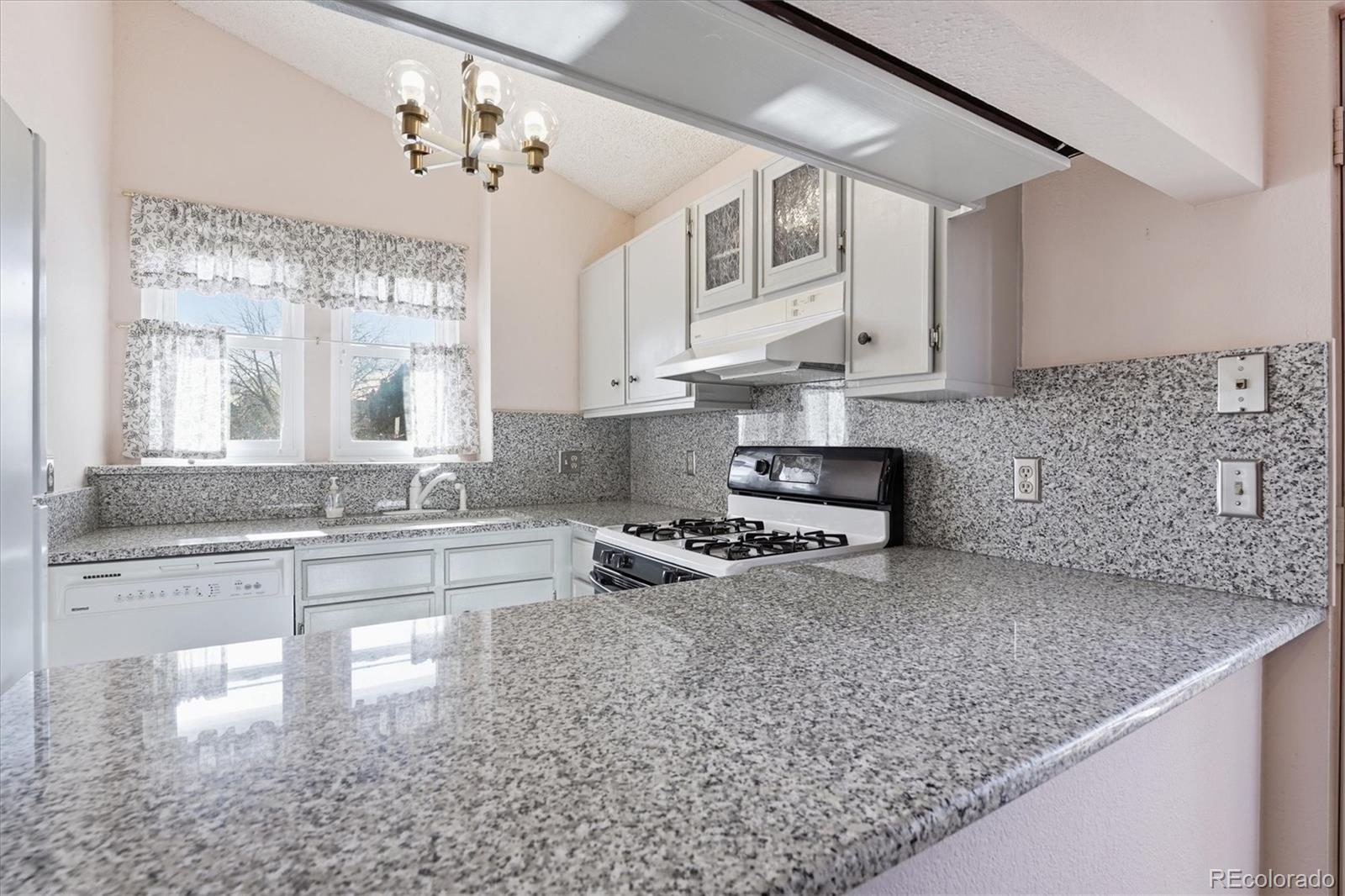 449 W Jamison Circle