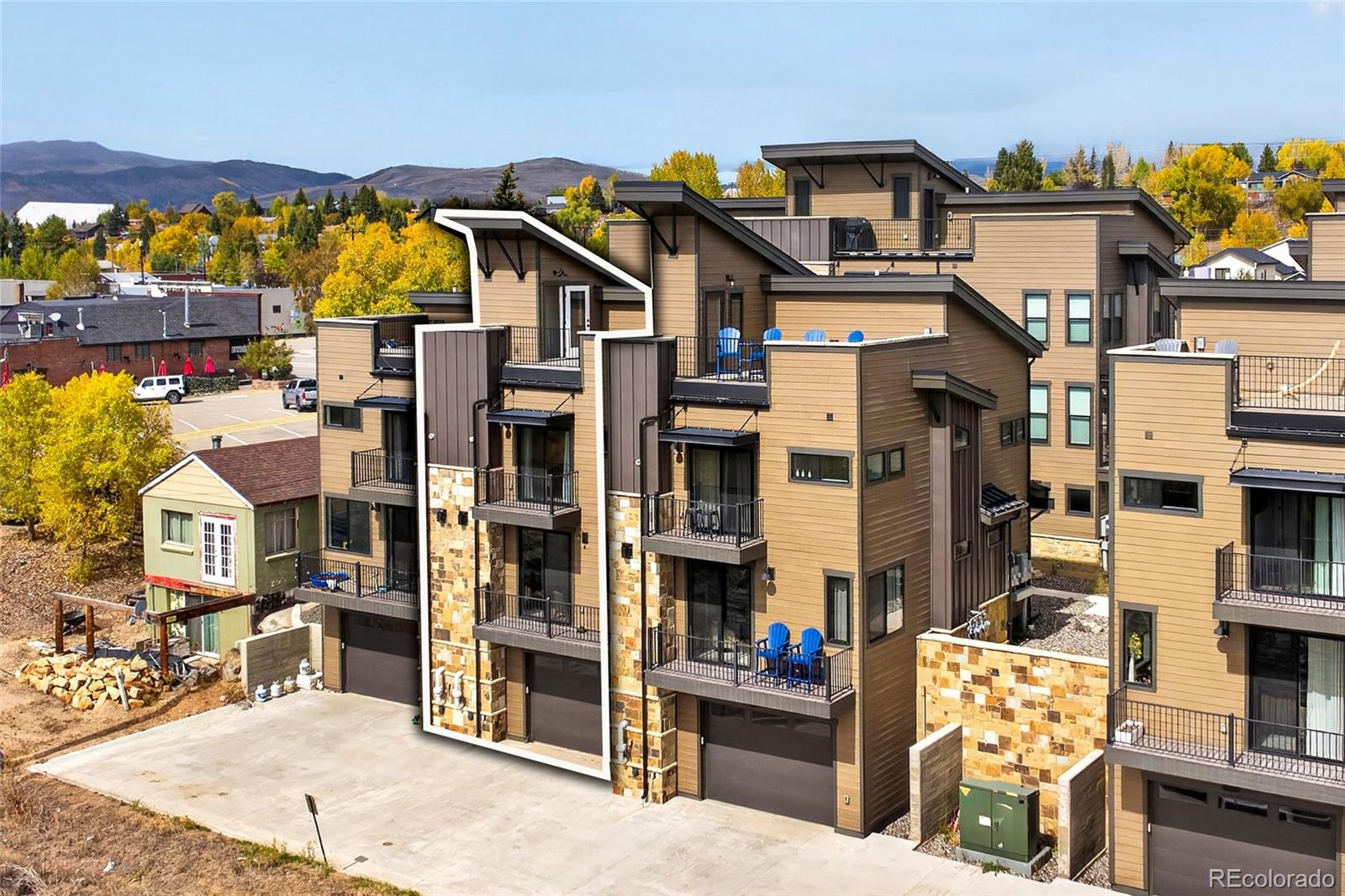 378 E Agate Avenue 1B