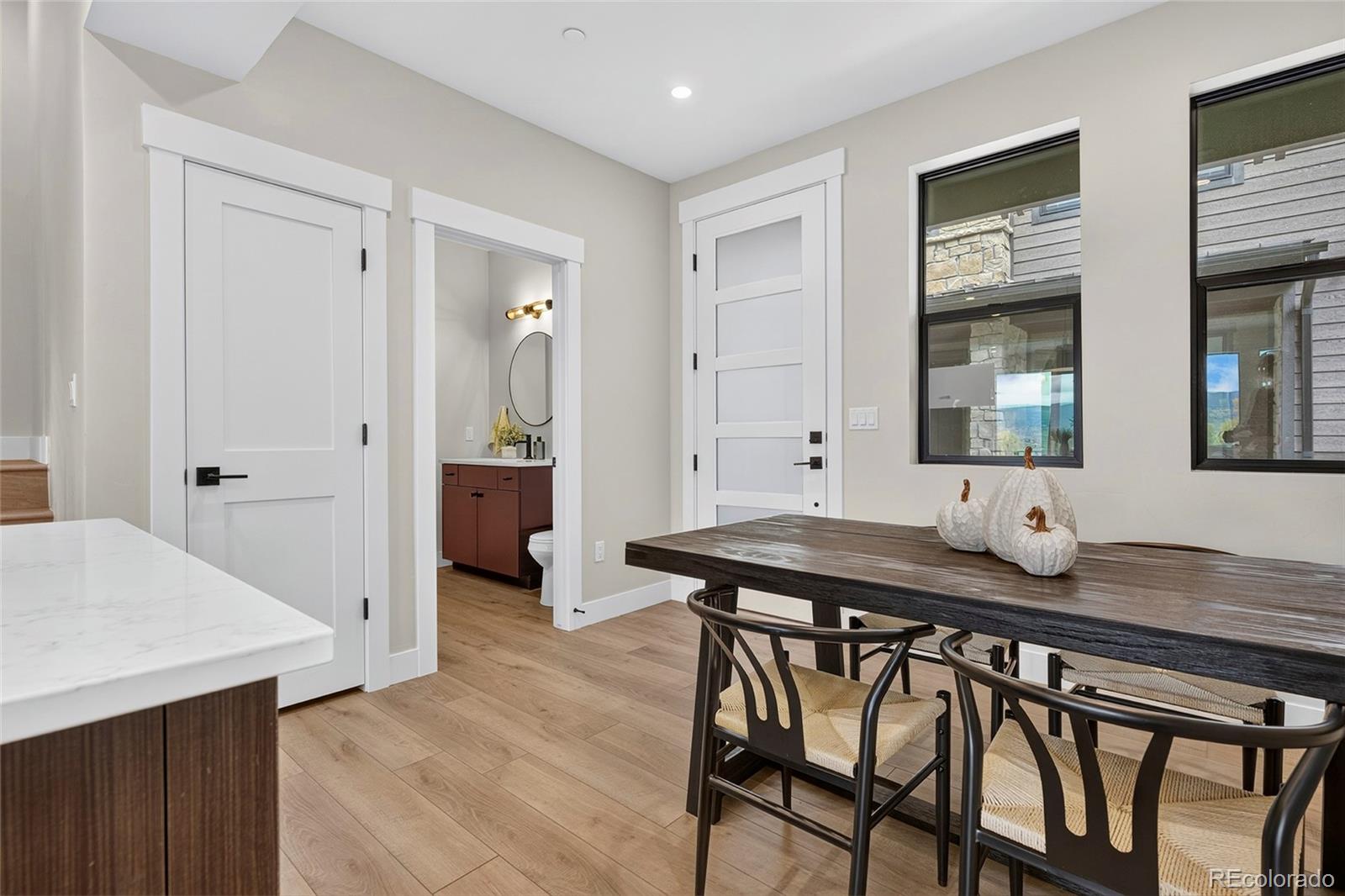378 E Agate Avenue 1B