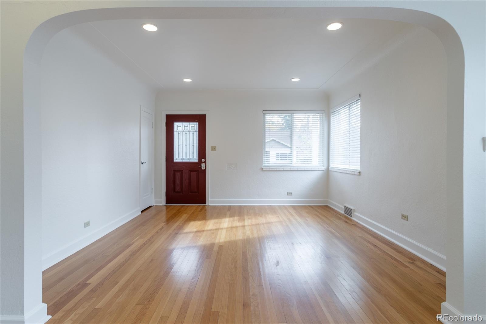 2261 S Lincoln Street