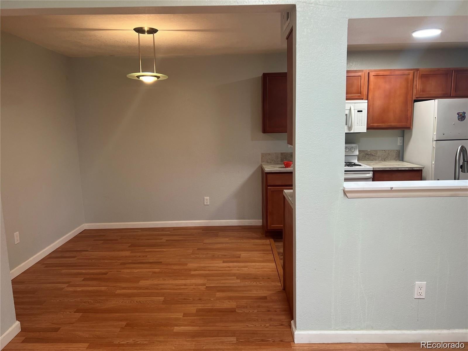 1075 S Elkhart Way 302