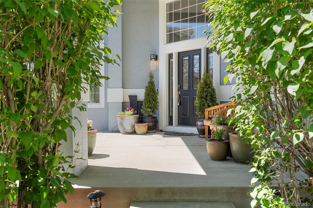 Photo of 20234 E Lake Circle, Centennial, CO 80016 (MLS # 4850983)