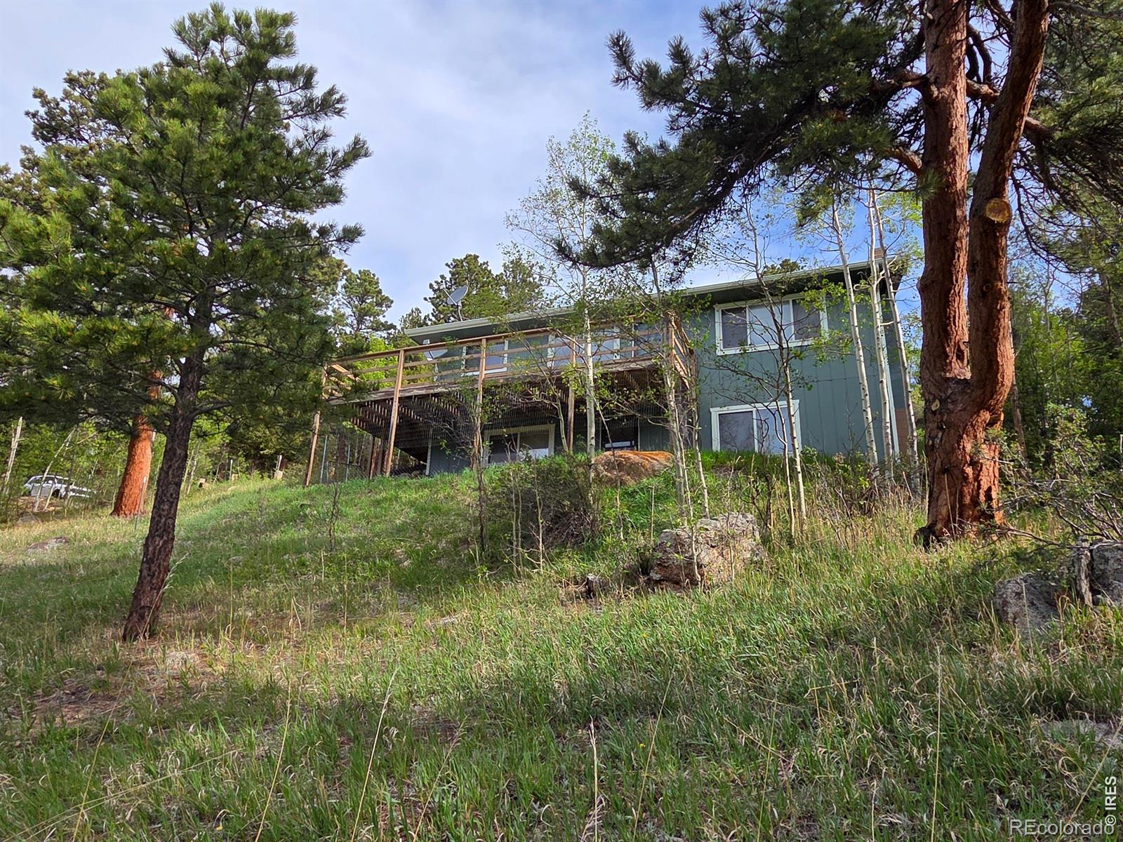 328 N Skinner Road