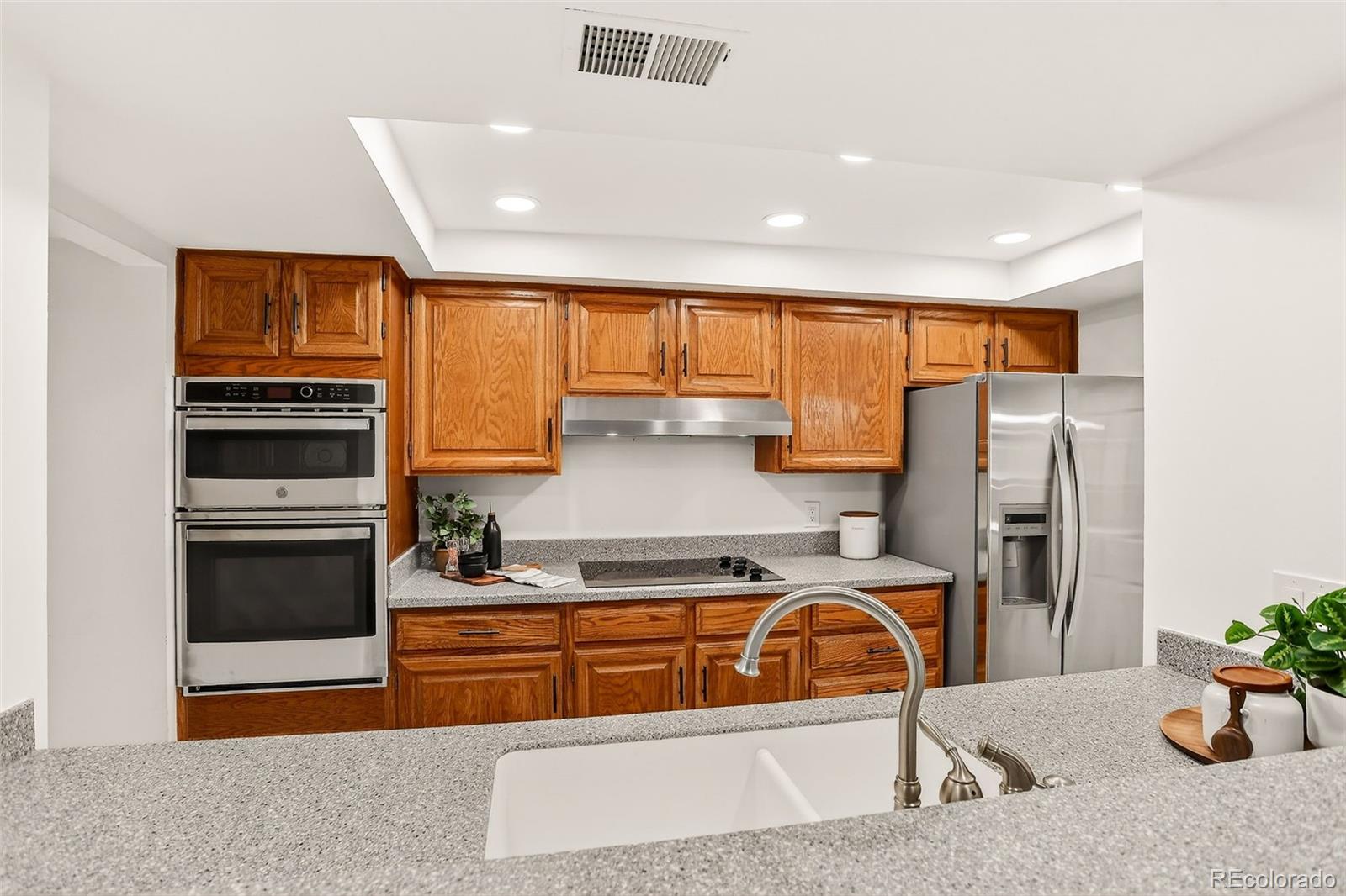 7000 E Quincy Avenue 302