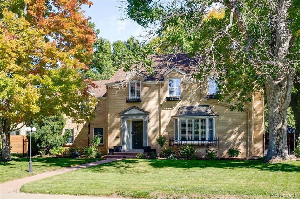 Photo of 2212 Monaco Street, Denver, CO 80222 (MLS # 7460781)