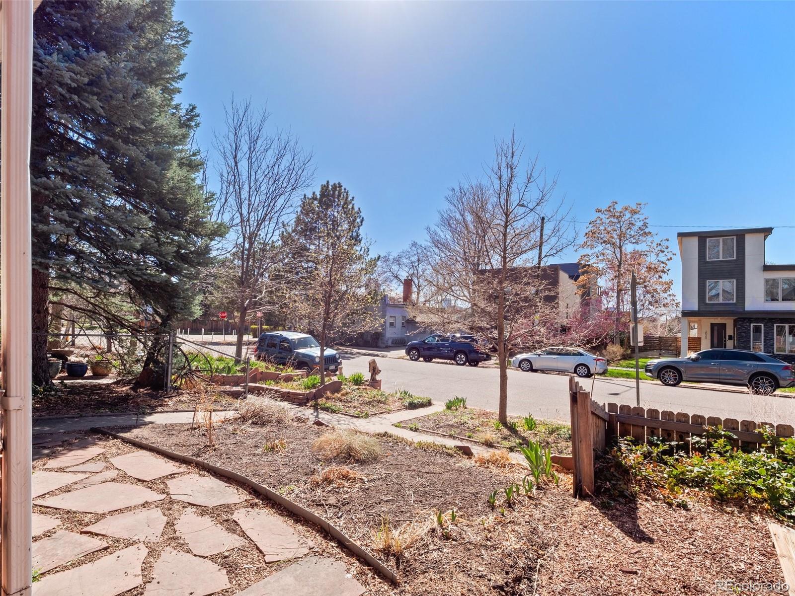 2518 N Humboldt Street
