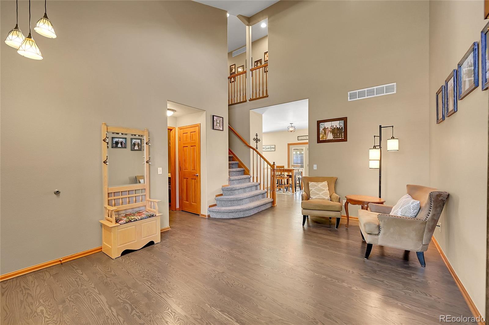 1086 Thornbury Place