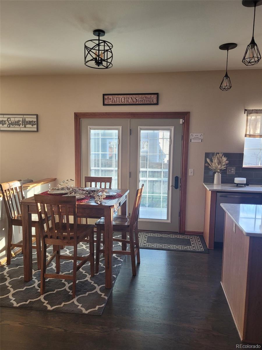 1086 Thornbury Place