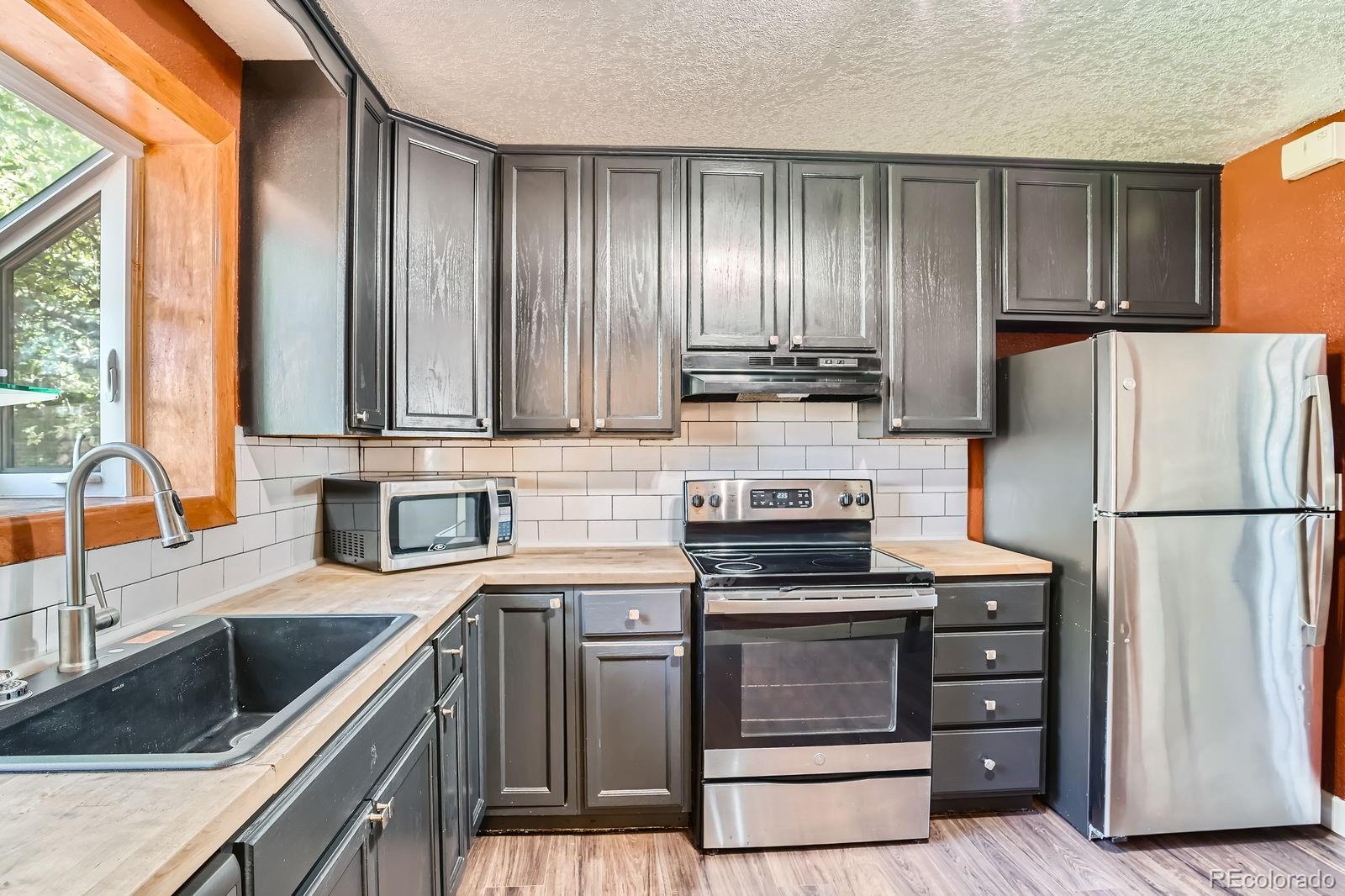 1390 Estes Street, Lakewood, CO, 80215 4 1390 Estes Street