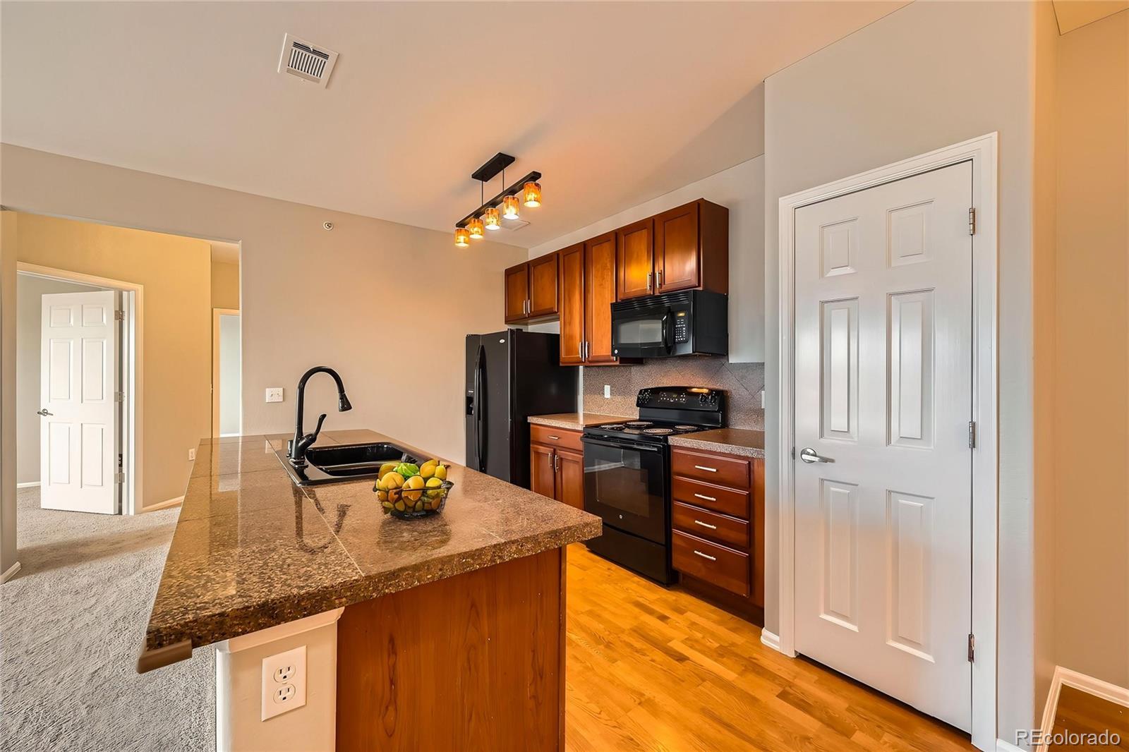 2705 S Danube Way 306, Aurora, CO, 80013 2 2705 S Danube Way 306