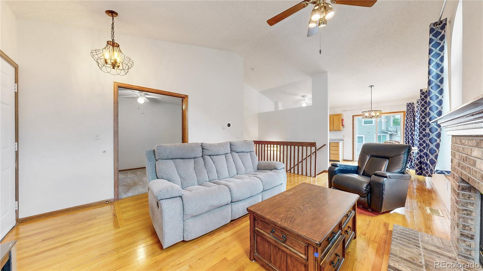 1421 W 132nd Place