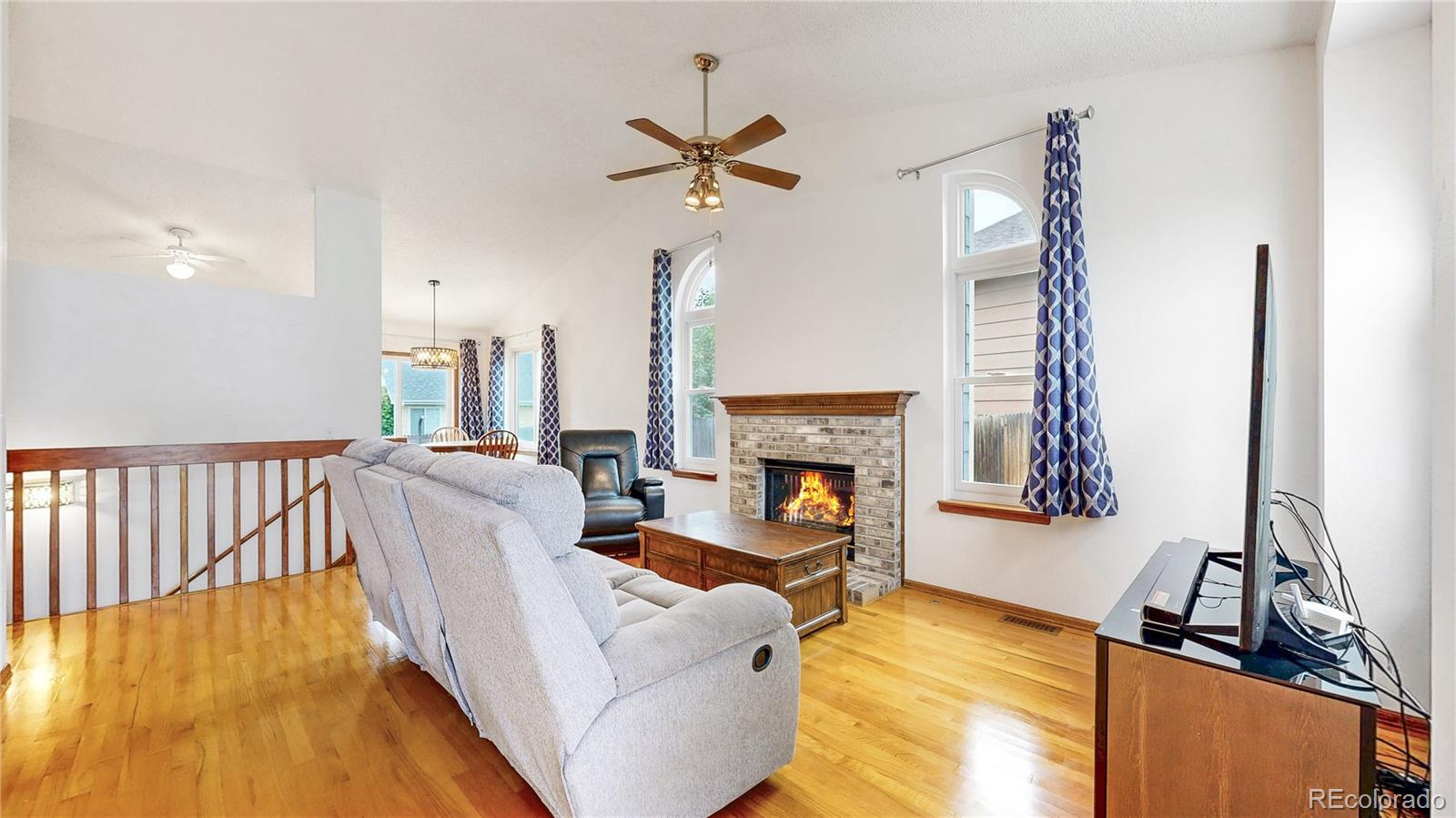 1421 W 132nd Place