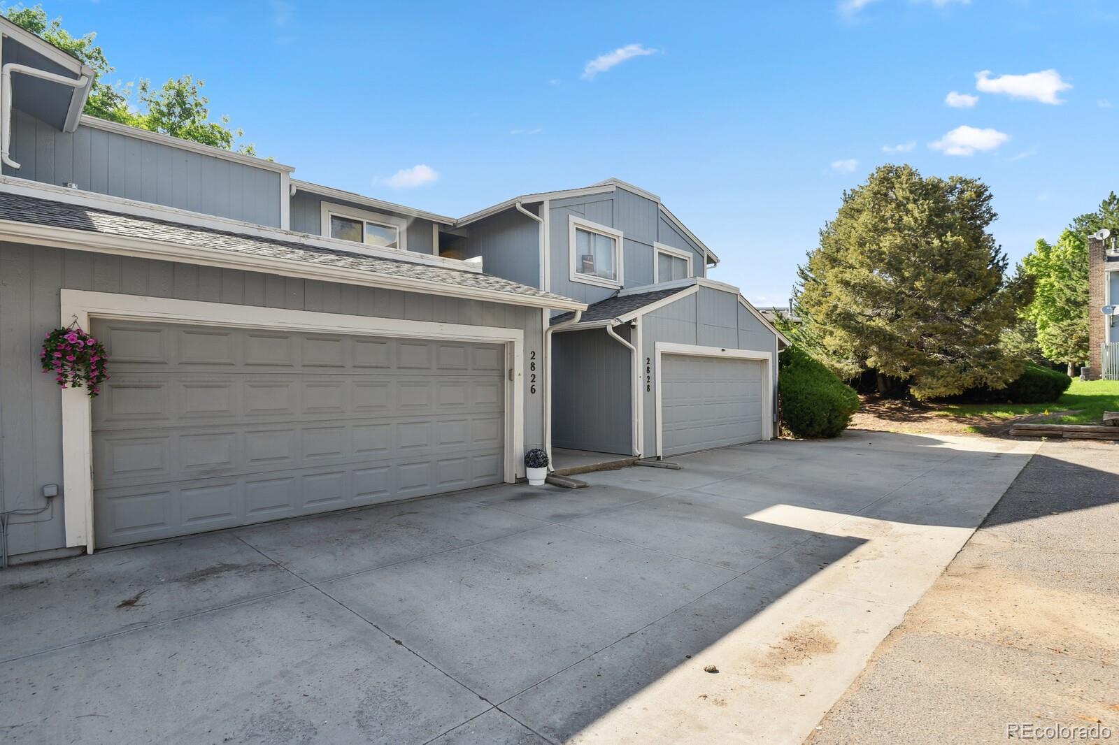2826 S Lansing Way