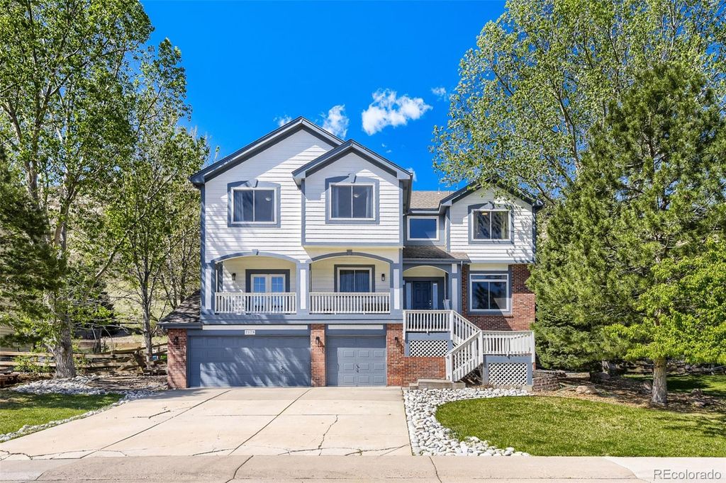 Photo of 7179 Red Mesa Drive, Littleton, CO 80125 (MLS # 7347099)