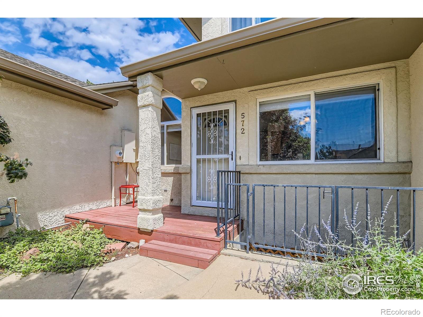 572 Ridgeview Drive