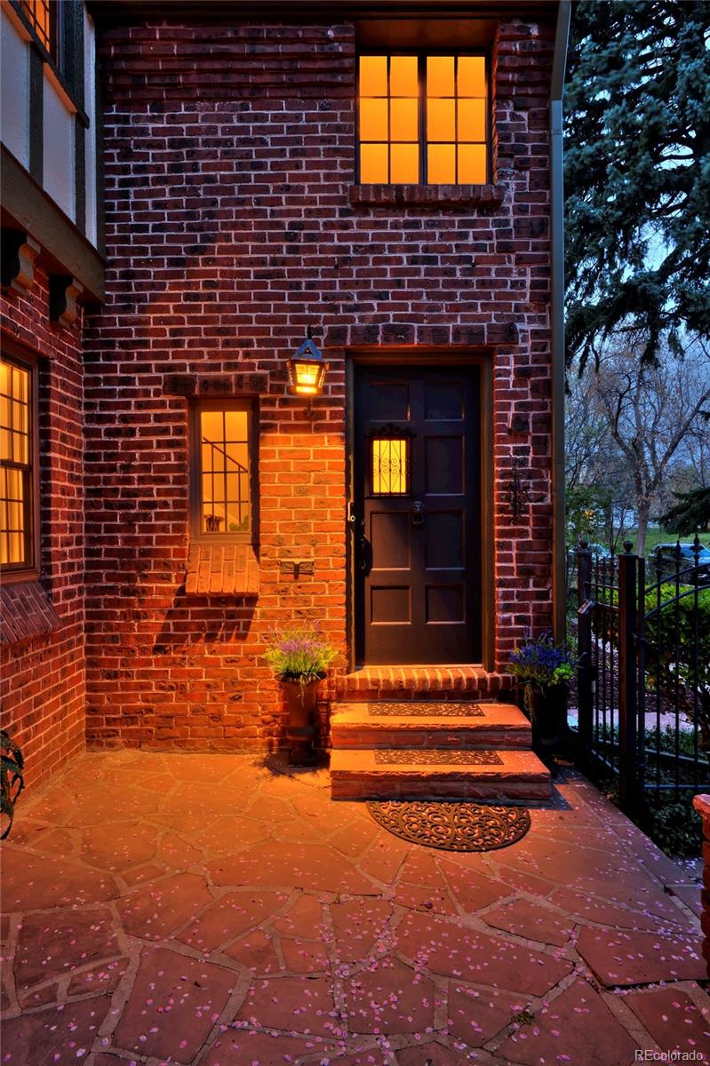 239 Ash Street