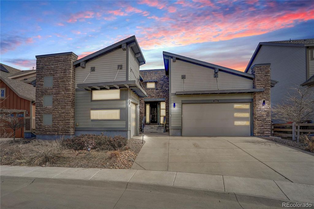 Photo of 9750 Taylor River Circle, Littleton, CO 80125 (MLS # 3488407)