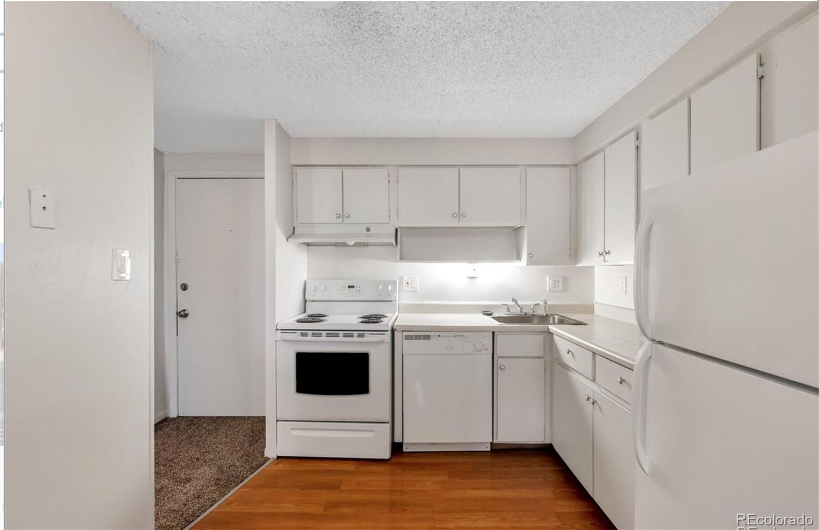 8822 E Florida Avenue 112