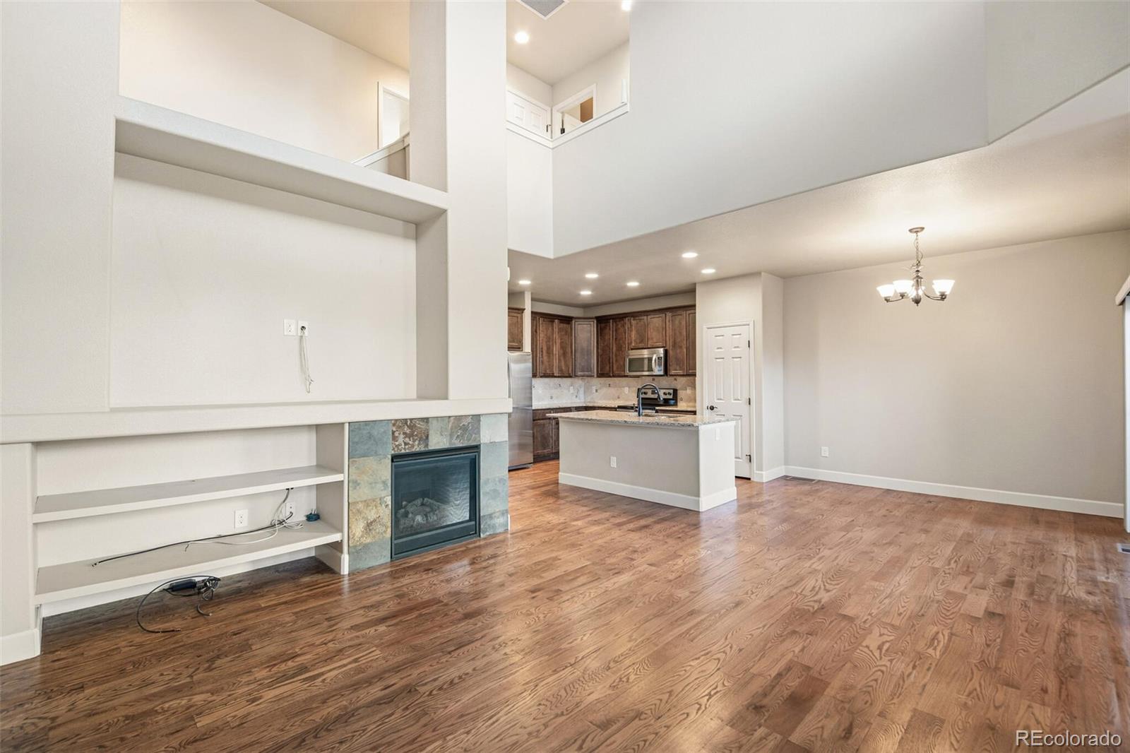 9763 W Hinsdale Lane