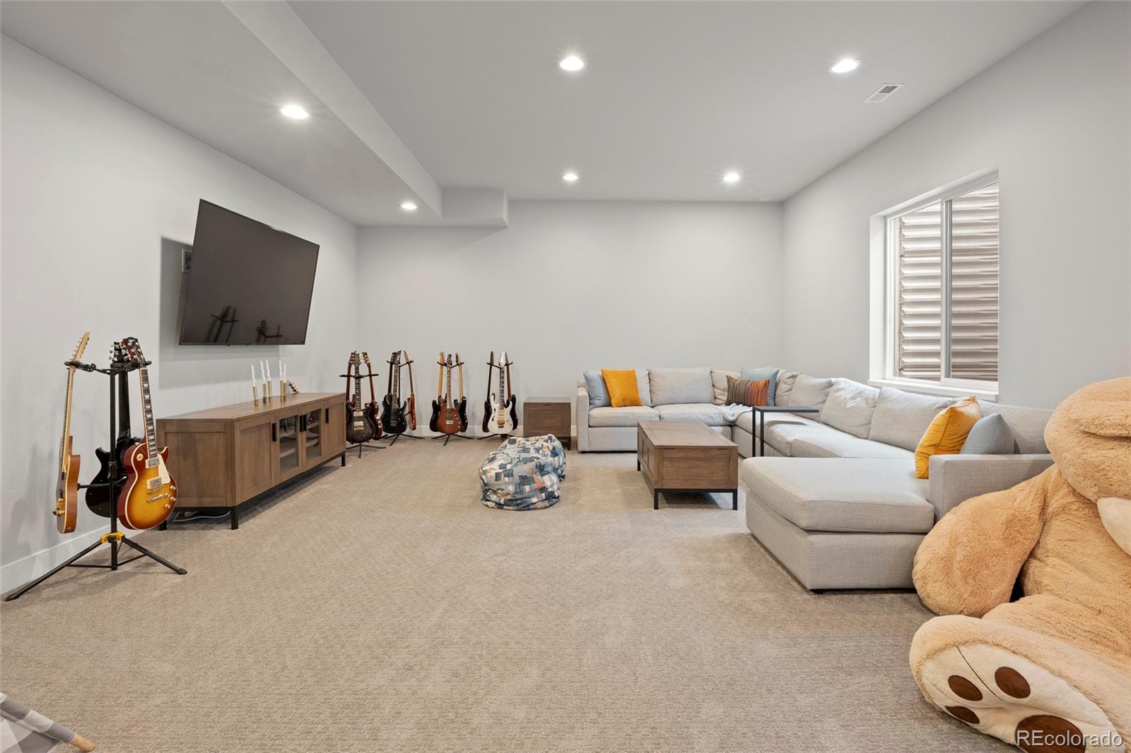 3083 S Cherry Way, Denver, CO, 80222, USA, 5 Bedrooms Bedrooms, ,4 BathroomsBathrooms,Residential,Active,3083 S Cherry Way,8790613