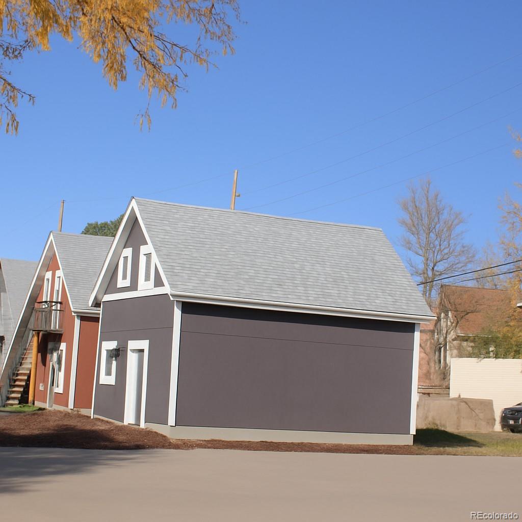 2931 N Williams Street