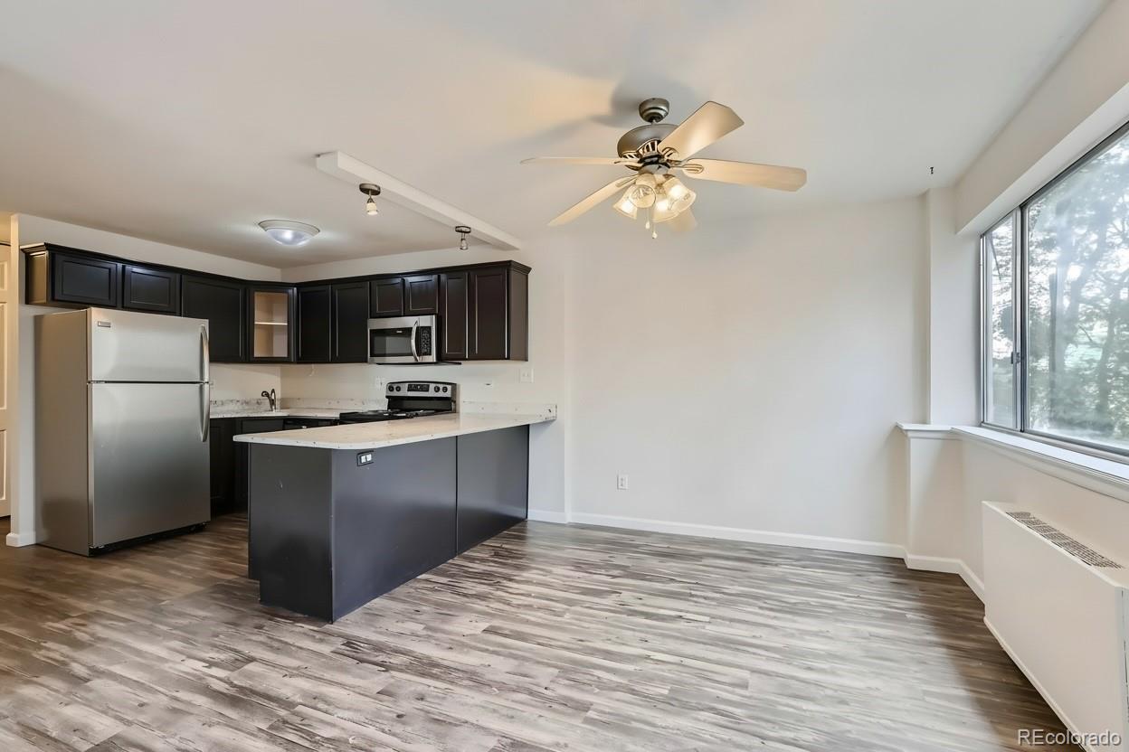 909 N Logan Street 4A