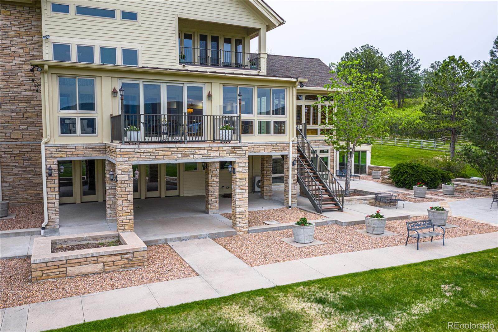 3282 Tomah Road