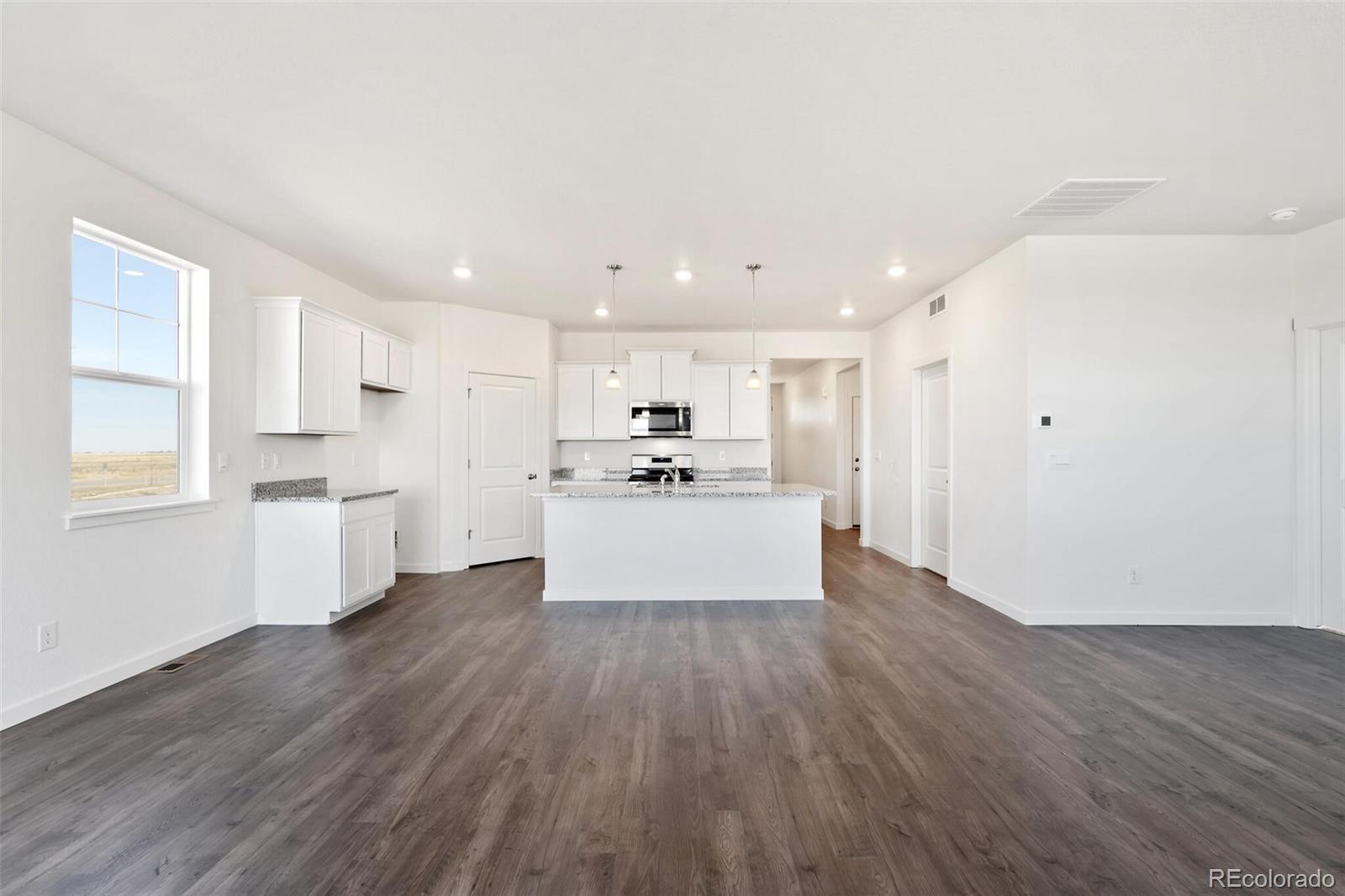 302 Hummingbird Lane
