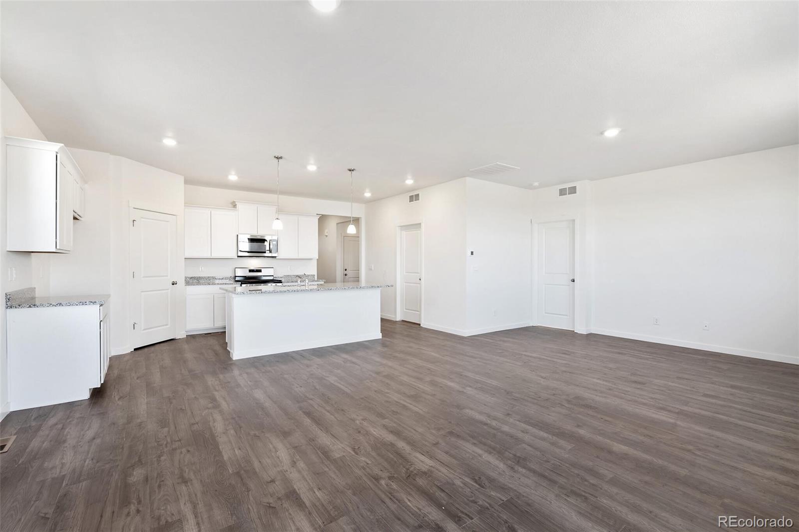 302 Hummingbird Lane