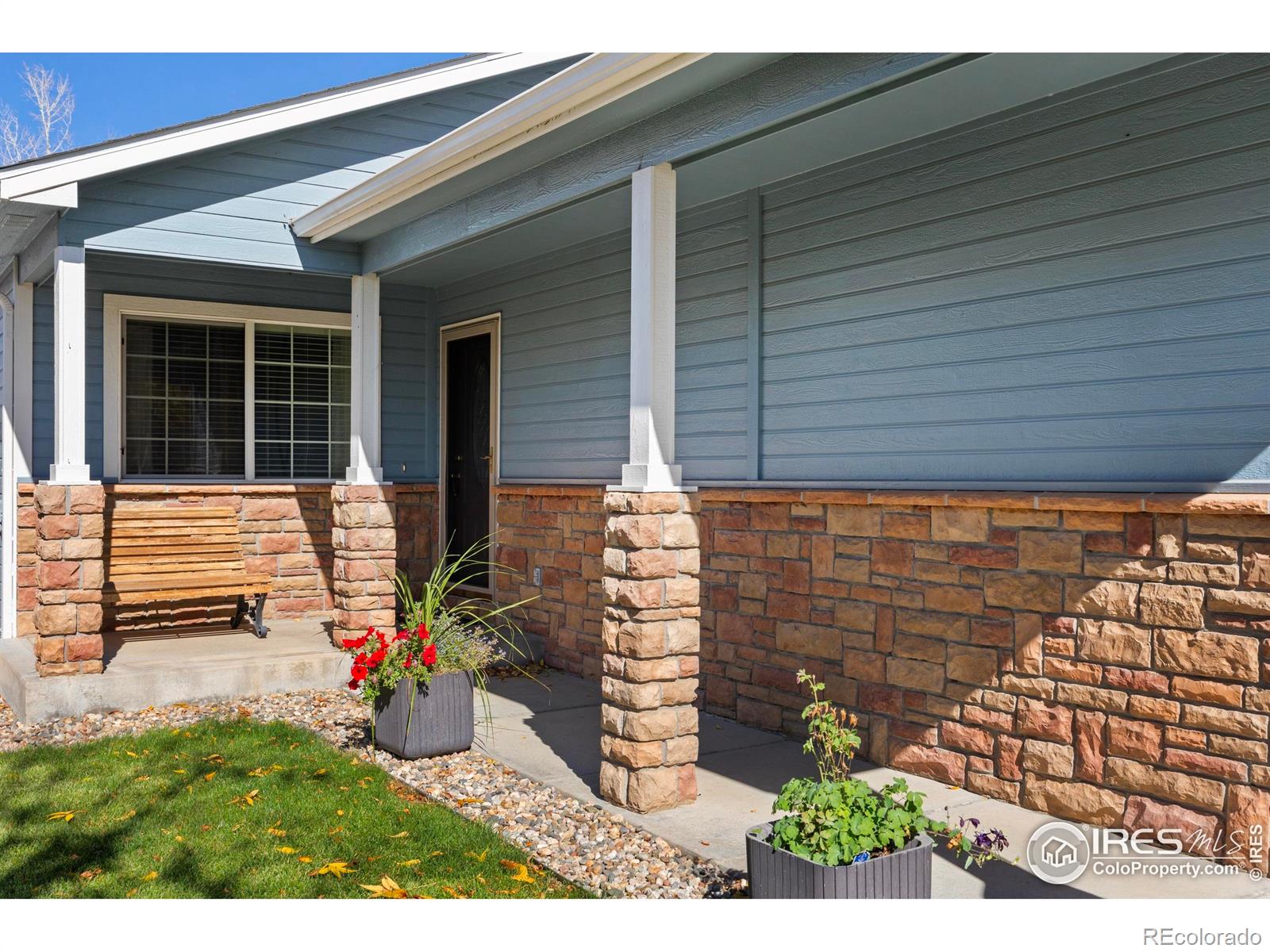 2123 Lily Drive