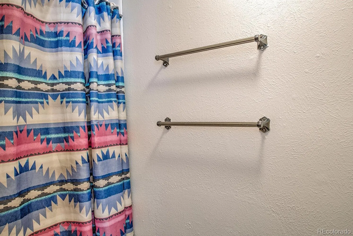 Silverthorne, Colorado 80498, United States, 2 Bedrooms Bedrooms, ,2 BathroomsBathrooms,Residential,Active,156449