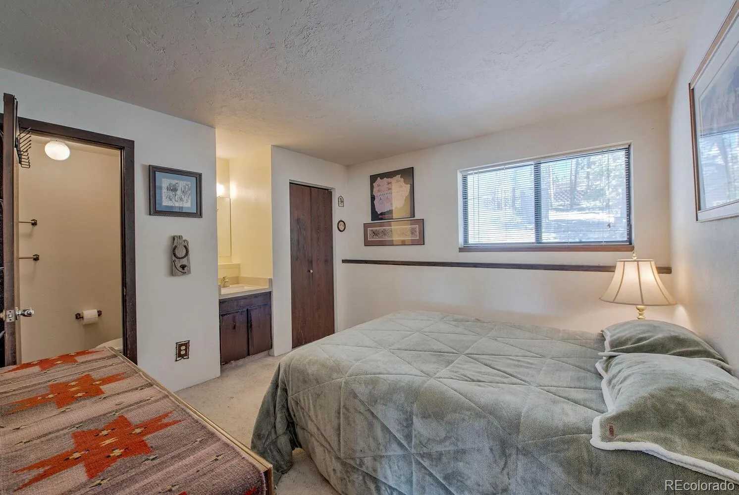 Silverthorne, Colorado 80498, United States, 2 Bedrooms Bedrooms, ,2 BathroomsBathrooms,Residential,Active,156449