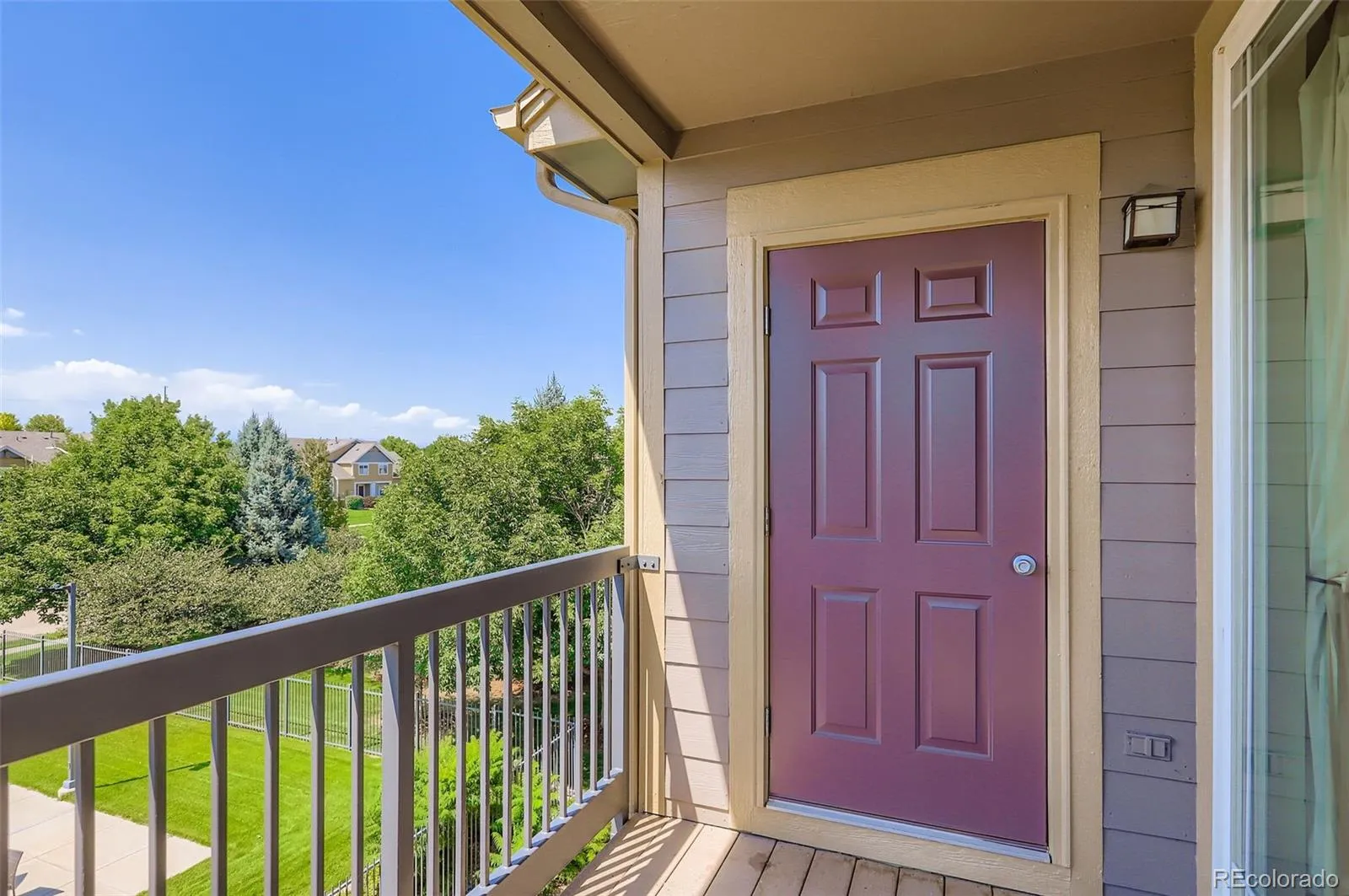 Longmont, Colorado 80504, United States, 2 Bedrooms Bedrooms, ,2 BathroomsBathrooms,Residential,Active,195555