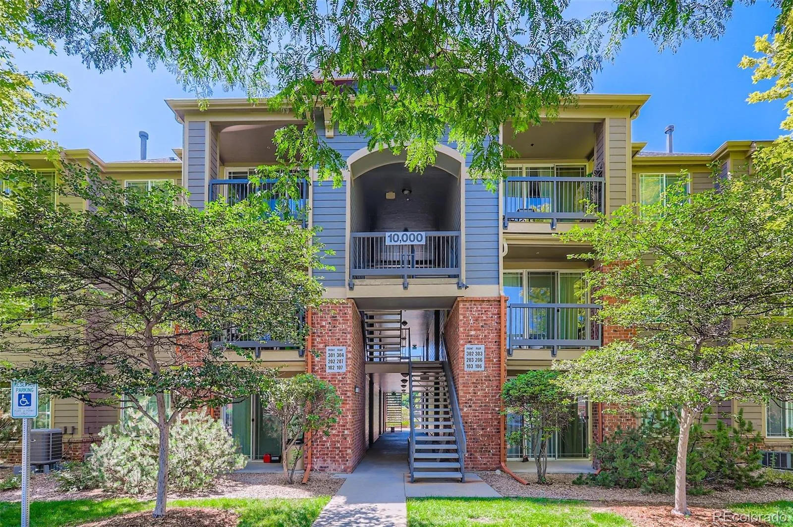 Longmont, Colorado 80504, United States, 2 Bedrooms Bedrooms, ,2 BathroomsBathrooms,Residential,Active,195555