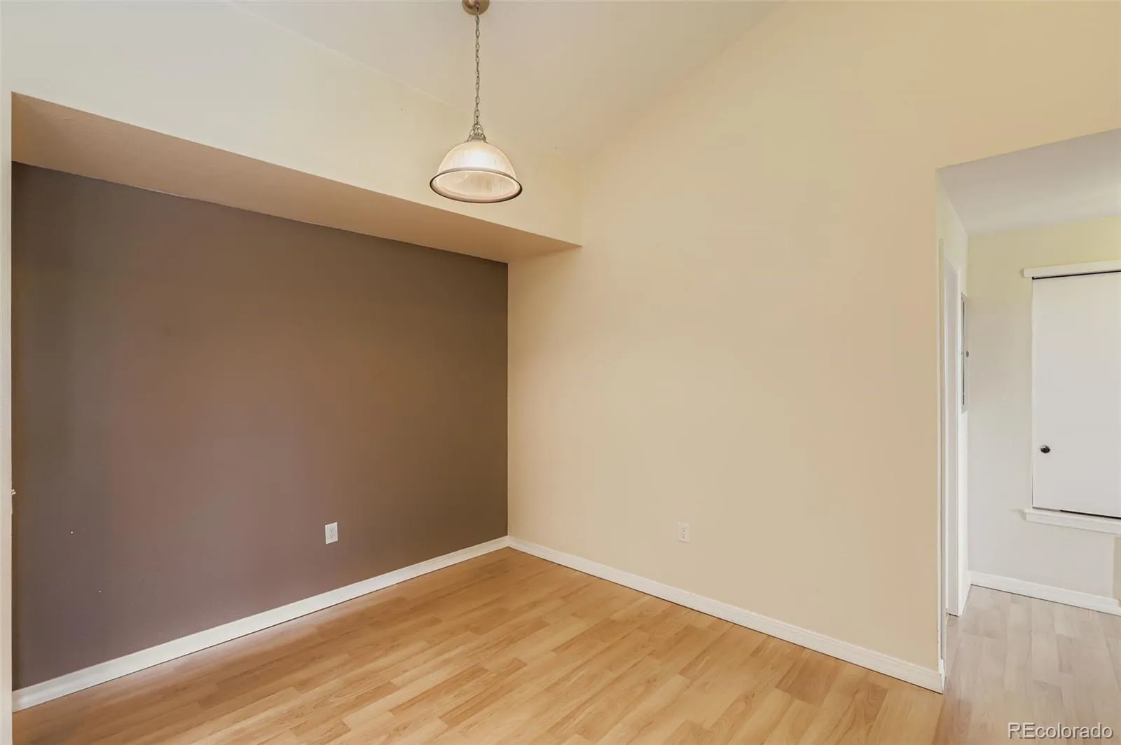 Longmont, Colorado 80504, United States, 2 Bedrooms Bedrooms, ,2 BathroomsBathrooms,Residential,Active,195555