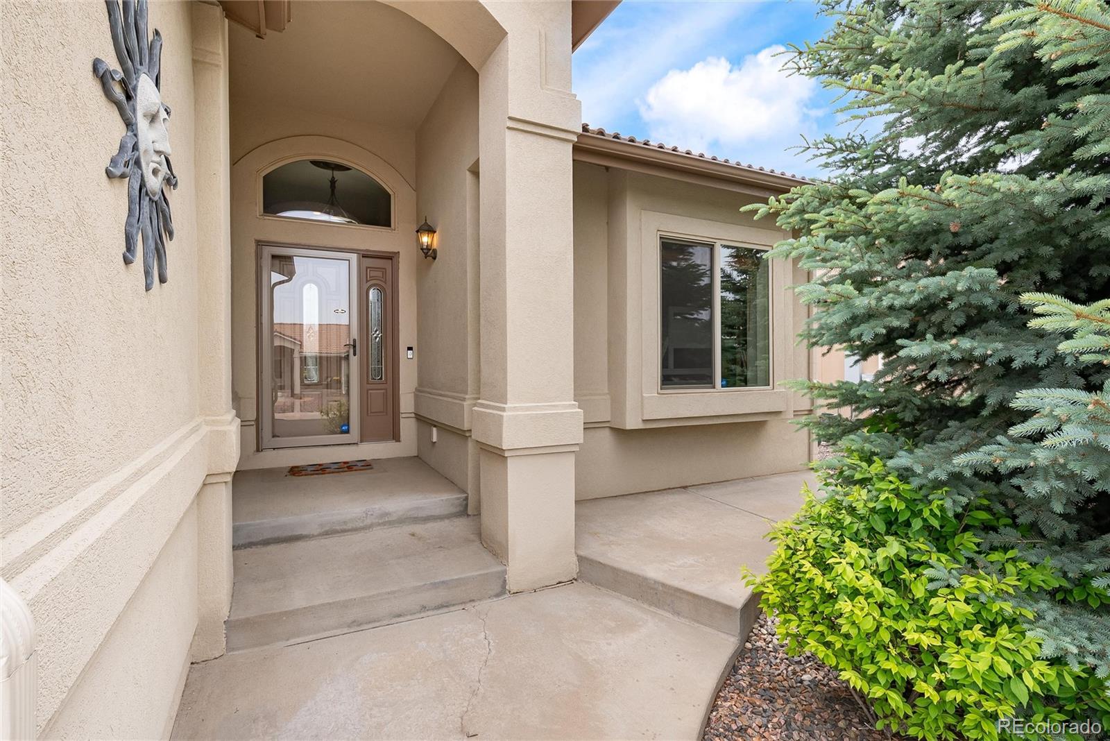 4352 Las Lunas Court
