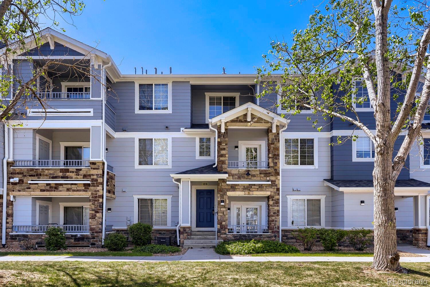 5255 Memphis Street 1216