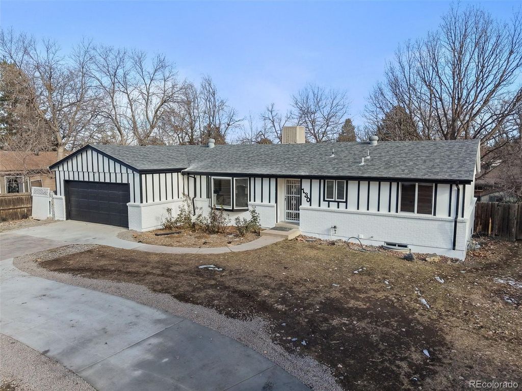 Photo of 130 Garrison Street, Lakewood, CO 80226 (MLS # 8827176)