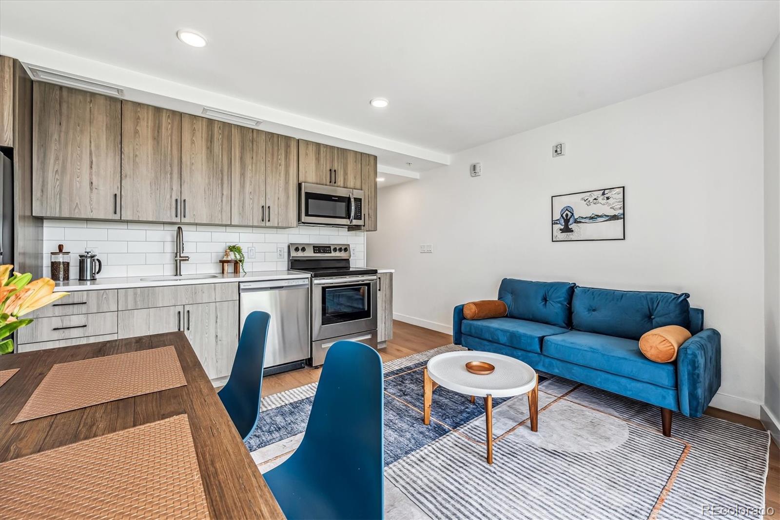 3575 Chestnut Place 605