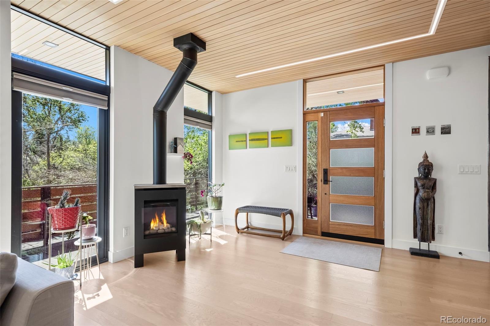 2725 6th Street