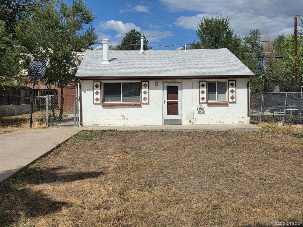 Photo of 235 S Meade Street, Denver, CO 80219 (MLS # 5965769)