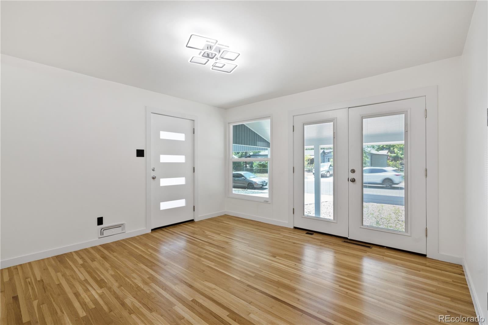 5655 E Minnesota Drive