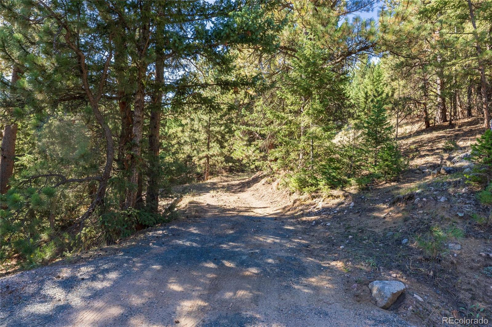 155 Millionaire Drive W