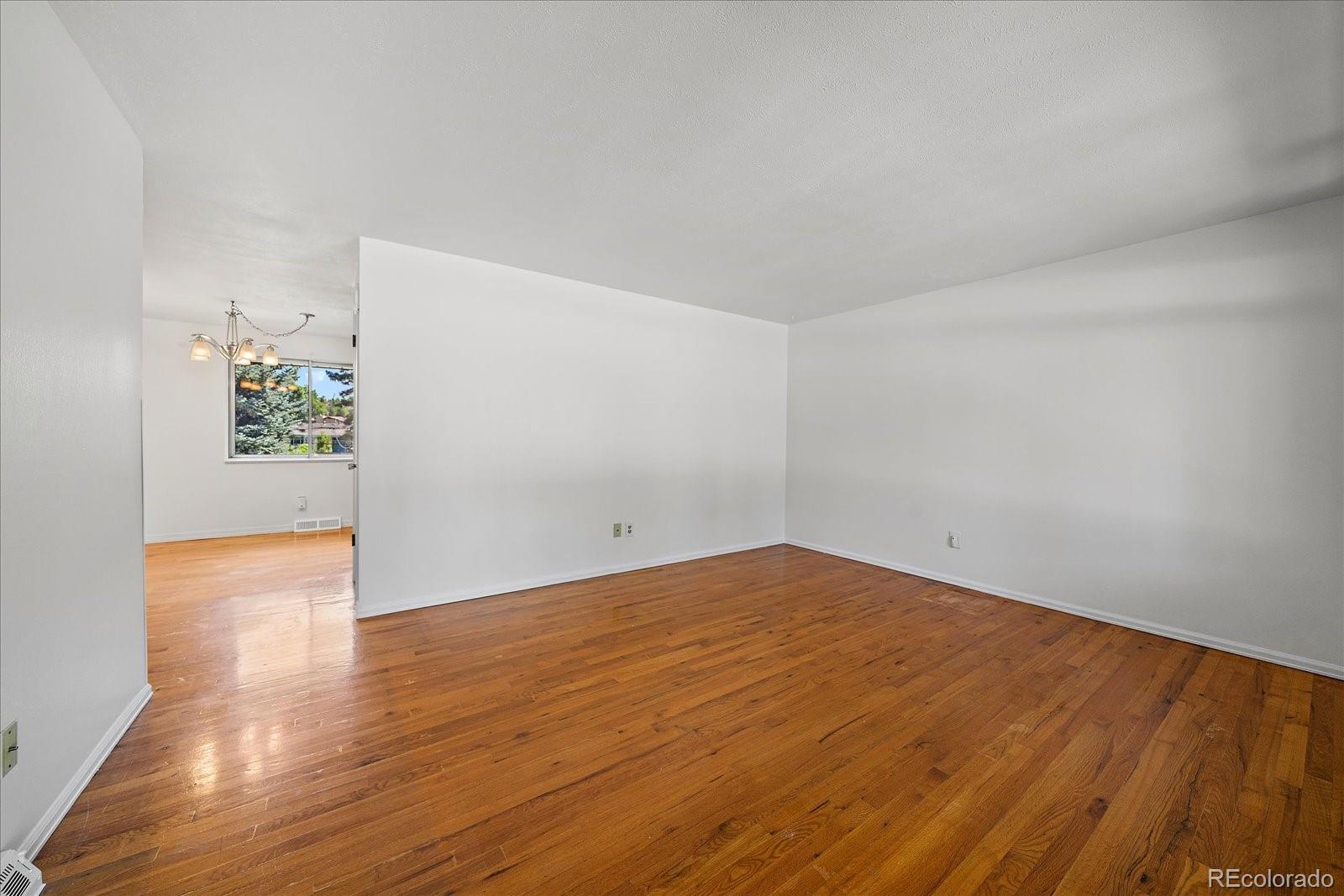 7091 W 78th Place