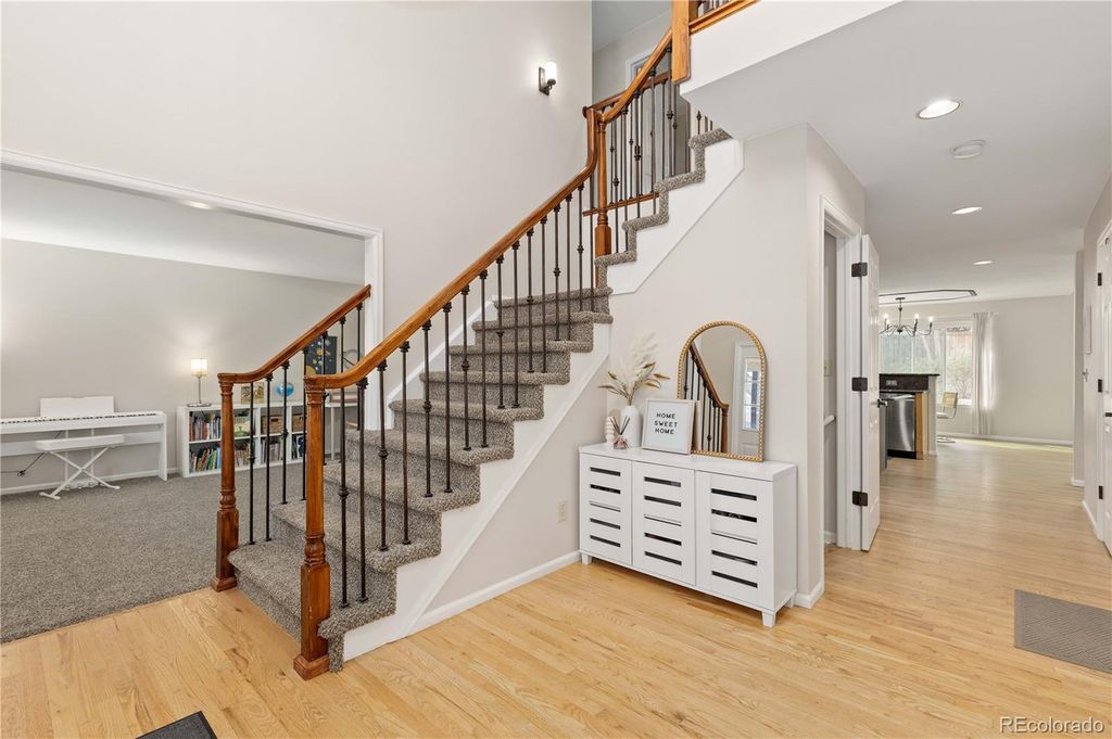 Photo of 758 Huntington Place, Highlands Ranch, CO 80126 (MLS # 9747975)