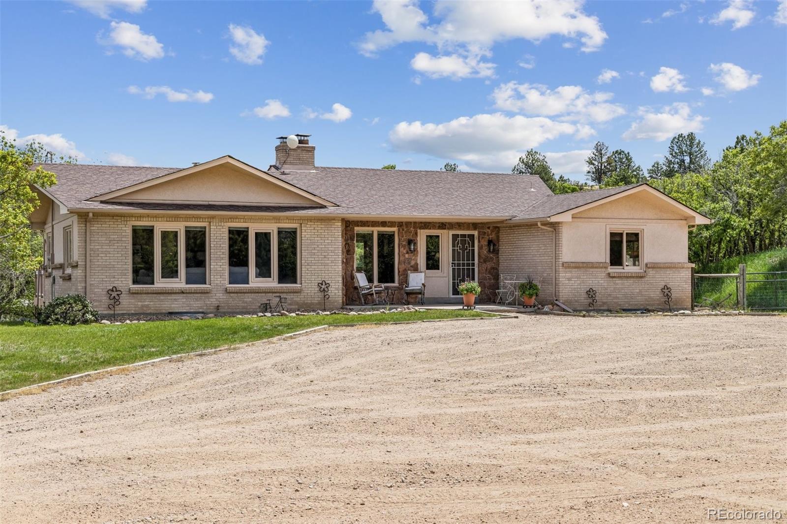 6610 Meadowbrook Lane