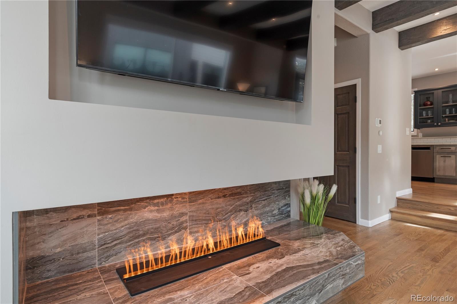 818 Broken Lance Drive